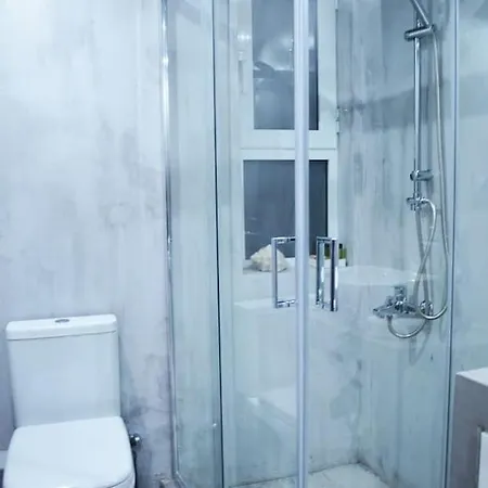 Mv House * Aγία Μαρίνα