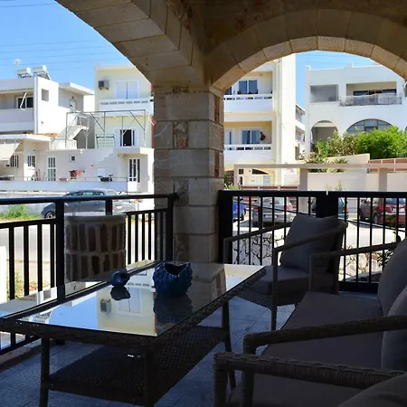 Mv House * Agia Marina (Crete)