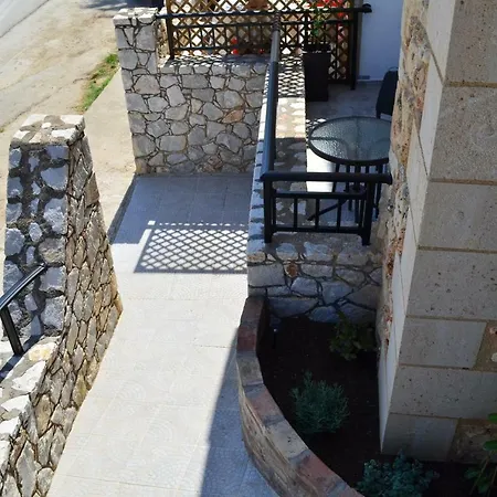 Mv House * Agia Marina (Crete)